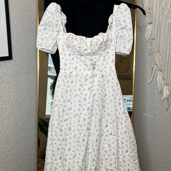 HOUSE OF CB 'Tallulah' White Floral Puff Sleeve Midi Dress NWOT - Picture 13 of 14